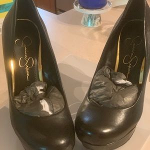 Jessica Simpson heels